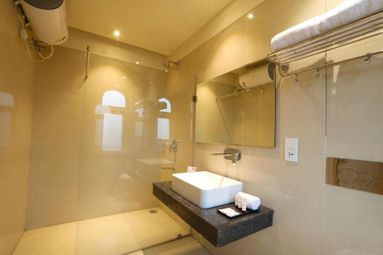 Perfectstayz Sagar Near Golden Temple Apartment *