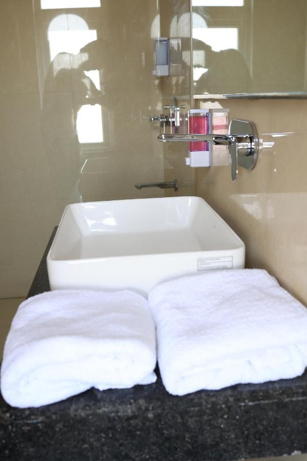 Perfectstayz Sagar Near Golden Temple Apartment
