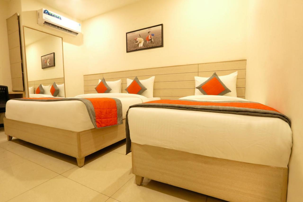 Perfectstayz Sagar Near Golden Temple Apartment